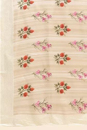 Cream printed silk blend ethnic saree with blouse piece
