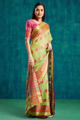 Green elegant printed polycotton saree with blouse piece