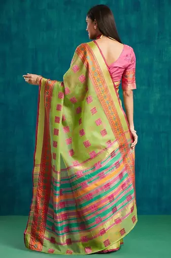 Green elegant printed polycotton saree with blouse piece