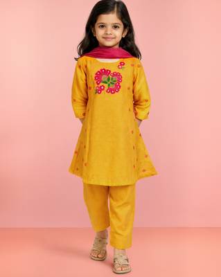 Girls mustard mul chanderi kurta set with pink dupatta | resham & applique embroidery | festive 3-piece 1