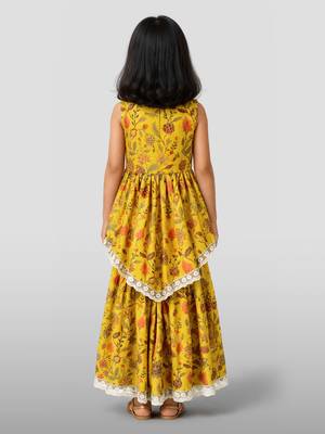 Girls yellow cotton schiffli digital floral blouse jacket with sharara set 4