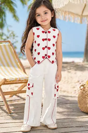 Girls red cotton thread embroidered clothing set with cargo pant