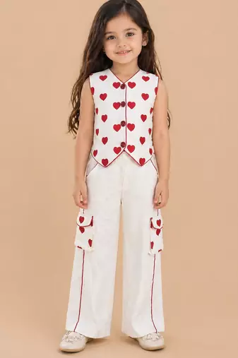 Girls red cotton thread embroidered clothing set with cargo pant