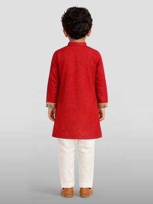 Boys red cotton digital print kurta & pyjama set 4