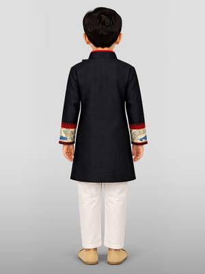 Boys black cotton embroidered kurta pyjama set 4