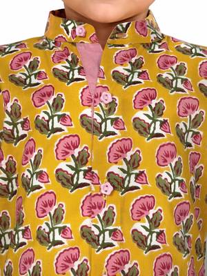 Baby boys yellow pure cotton floral print kurta pyjama set 2