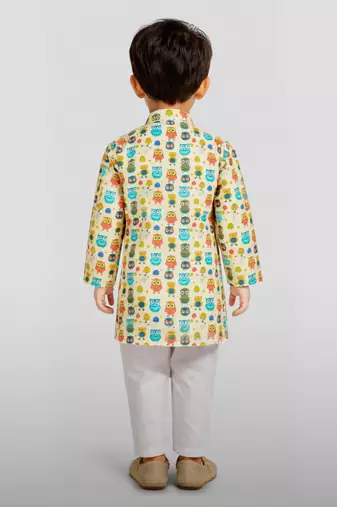 Baby boys white base multicolor pure cotton animal print kurta pyjama set