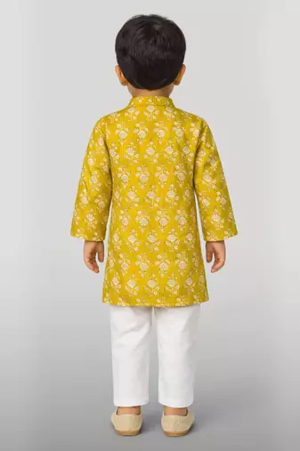 Baby boys yellow pure cotton floral print kurta pyjama set