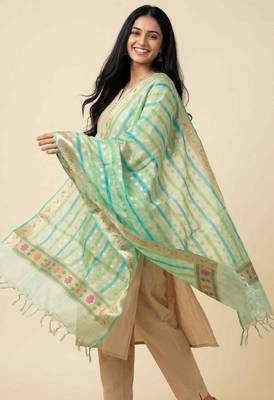 Banarasi pure chiffon silk dupatta in light green colour with zari work 2