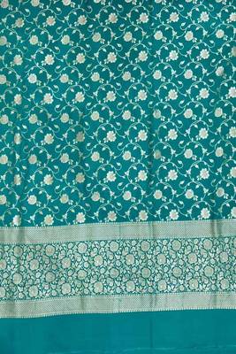 Banarasi pure khaddi georgette silk dupatta in green colour with zari work 6