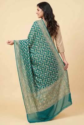 Banarasi pure khaddi georgette silk dupatta in green colour with zari work 2