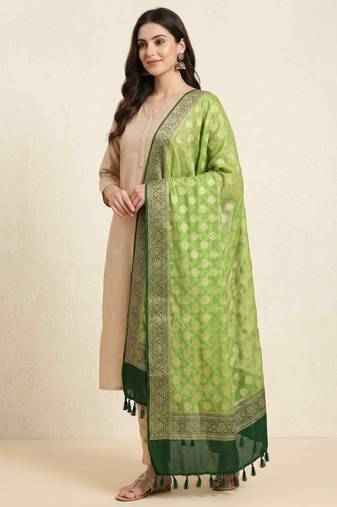 Banarasi pure chiffon silk dupatta in dual contrast shade with zari work