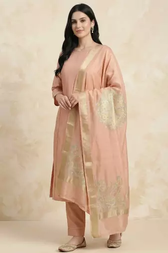 Banarasi pure munga silk dupatta in peach colour with floral rangkart work
