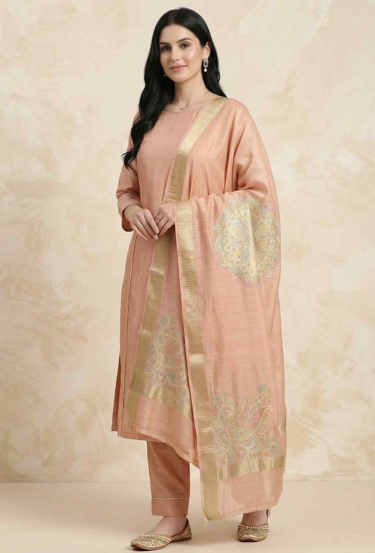 Banarasi pure munga silk dupatta in peach colour with floral rangkart work