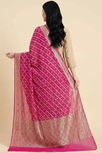 Banarasi pure khaddi georgette silk dupatta in pink colour with minakari work