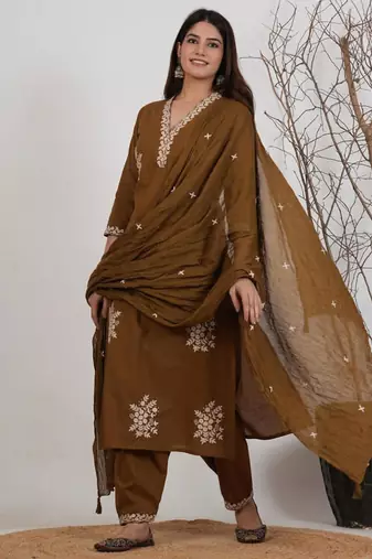 Brown silk blend embroidered kurta set