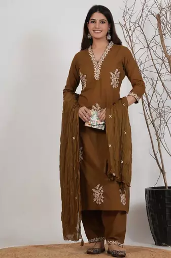 Brown silk blend embroidered kurta set
