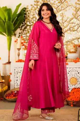 Hot pink chanderi embroidered kurta set