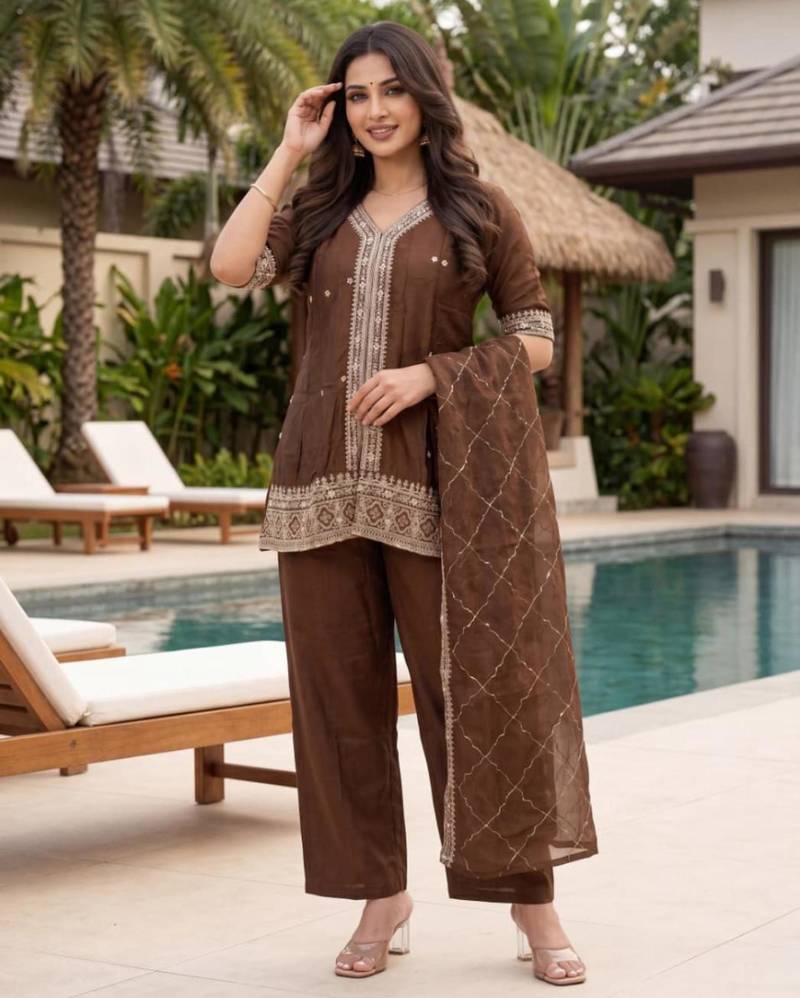 Brown silk blend embroidered kurta set