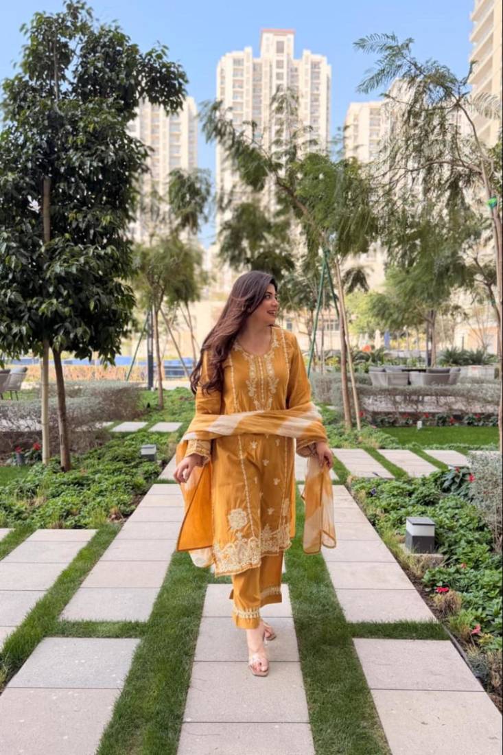Yellow silk blend embroidered kurta set