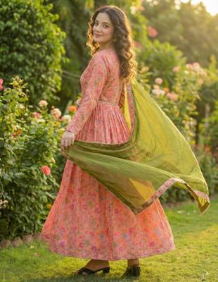 Pink silk blend printed kurta set 3