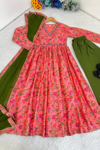 Pink silk blend printed kurta set