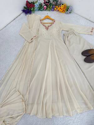 Cream faux georgette gota flared gown set 4