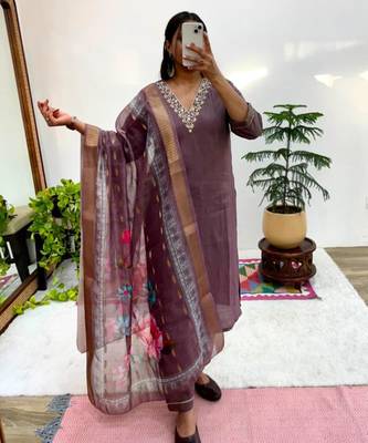 Plum silk blend hand embroidery kurta set 1