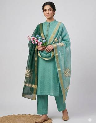 Green jacquard hand embroidery kurta set 1