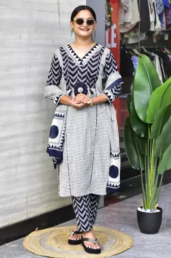White cotton silk printed kurta set