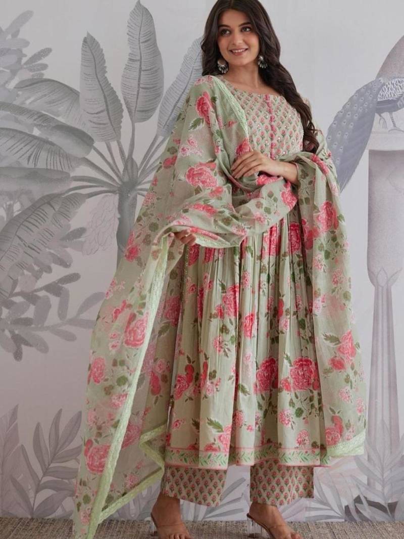 Green cotton silk hand embroidery kurta set