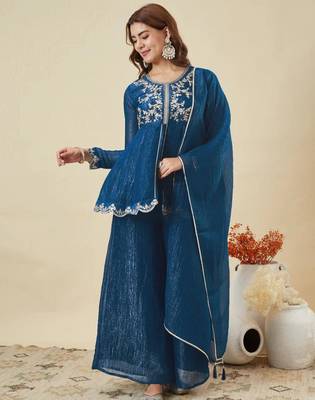 Teal blue silk blend embroidered kurta set 1