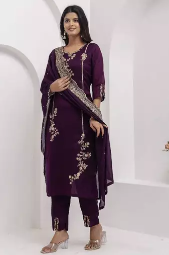 Purple silk blend embroidered kurta set