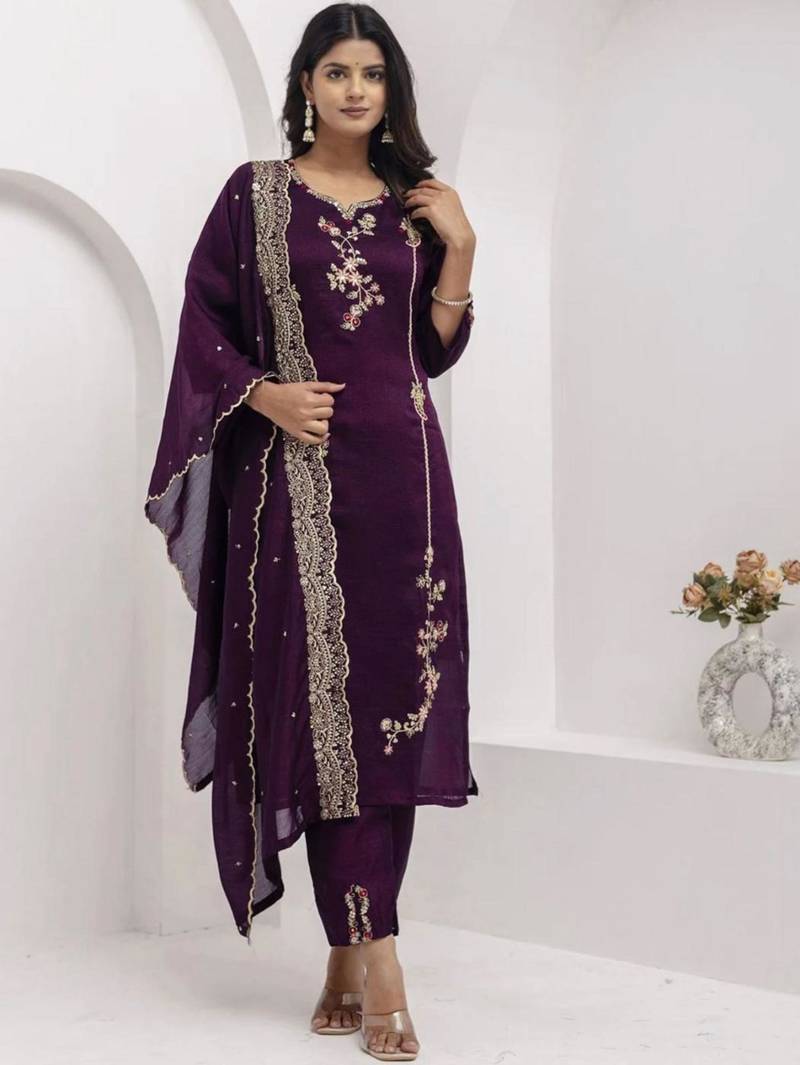 Purple silk blend embroidered kurta set
