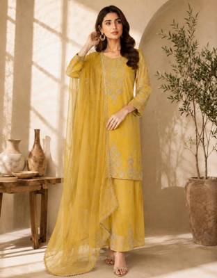 Yellow silk blend embroidered palazzo set 2