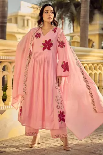 Pink chanderi embroidered kurta set