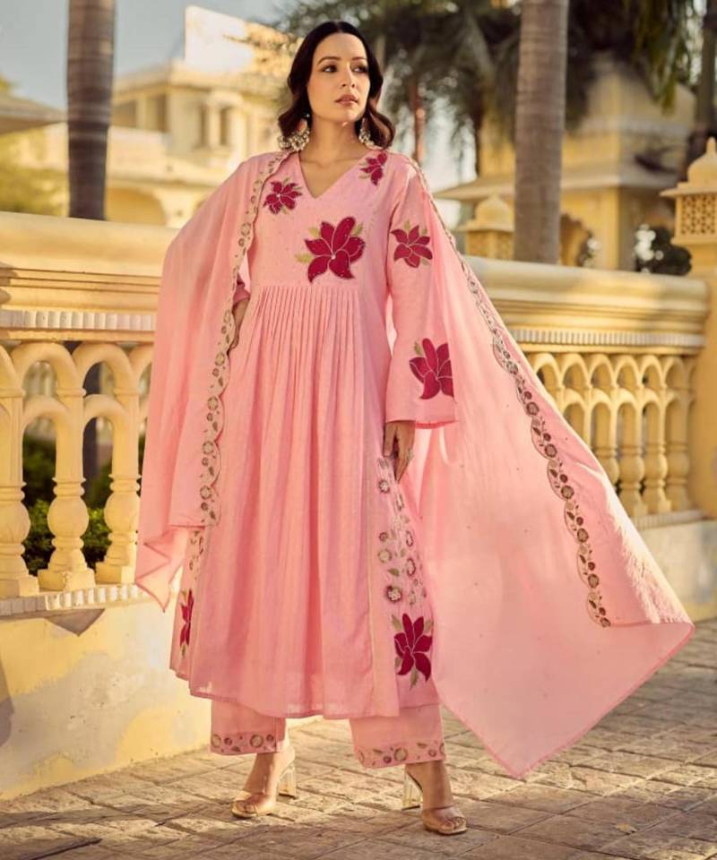 Pink chanderi embroidered kurta set