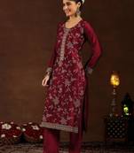 Red silk blend embroidered kurta set