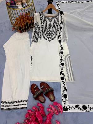 White crepe embroidered kurta set 2