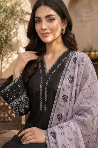 Black silk blend embroidered kurta set