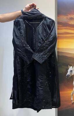 Black chanderi embroidered palazzo set 2