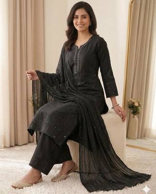 Black chanderi embroidered palazzo set 3