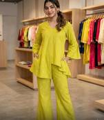 Green cotton embroidered kurta set