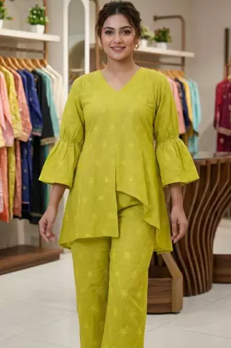 Green cotton embroidered kurta set