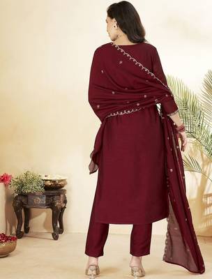 Maroon vichitra embroidered kurti pant set with dupatta 2