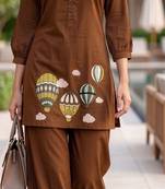 Trendy solid brown cotton kurta with hot air balloon embroidery and matching trousers