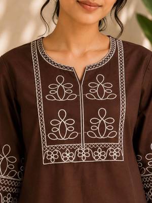 Women's chocolate ethnic kurti with white pant co-ord set 2