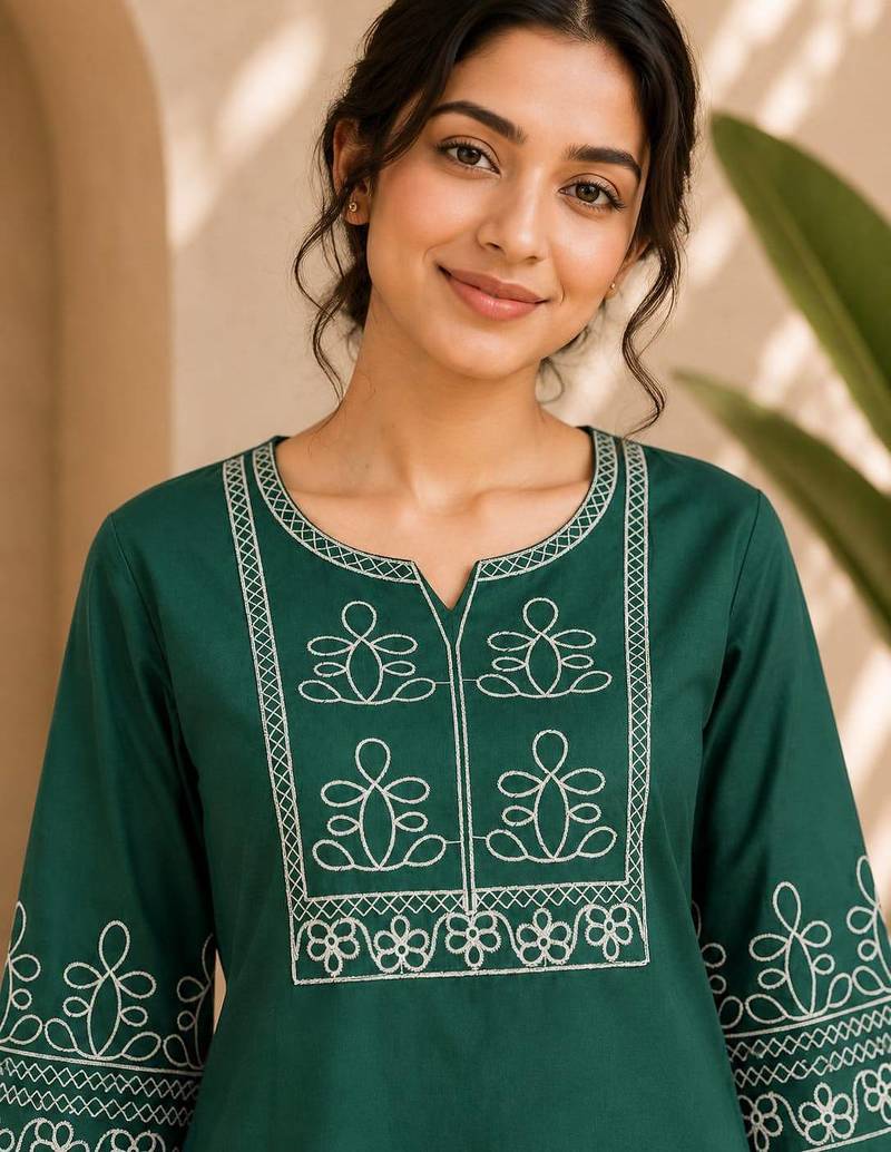 Women's stylish rama ethnic kurti with white pant co-ord set