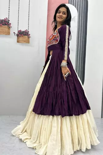 NAVRATRI WEAR PURPLE COTTON LONG FLARED GAMATHI & MIRROR WORK LEHENGA CHOLI