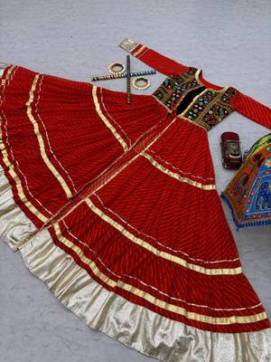 NAVRATRI WEAR RED FAUX GEORGETTE GAMATHI & MIRROR WORK SHRUG & CHOLI 3